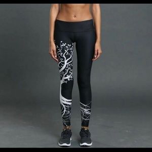 Noli Tree Of life yoga pants